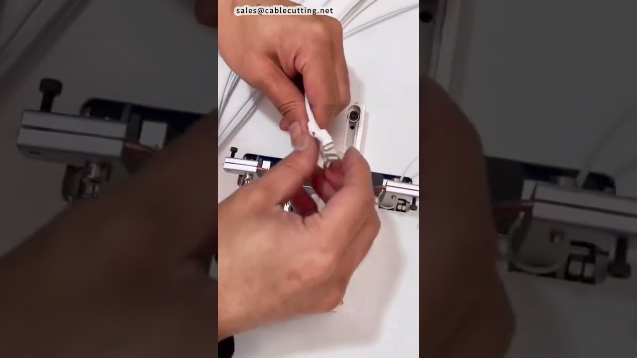 터치스크린 접착제 도포 및 내부 푸시형 쉘 장착 머신 #공장 #자동화